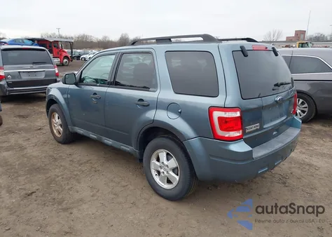 2011 Ford Escape Xlt from USA, damaged, VIN 1FMCU9DG3BKA96464